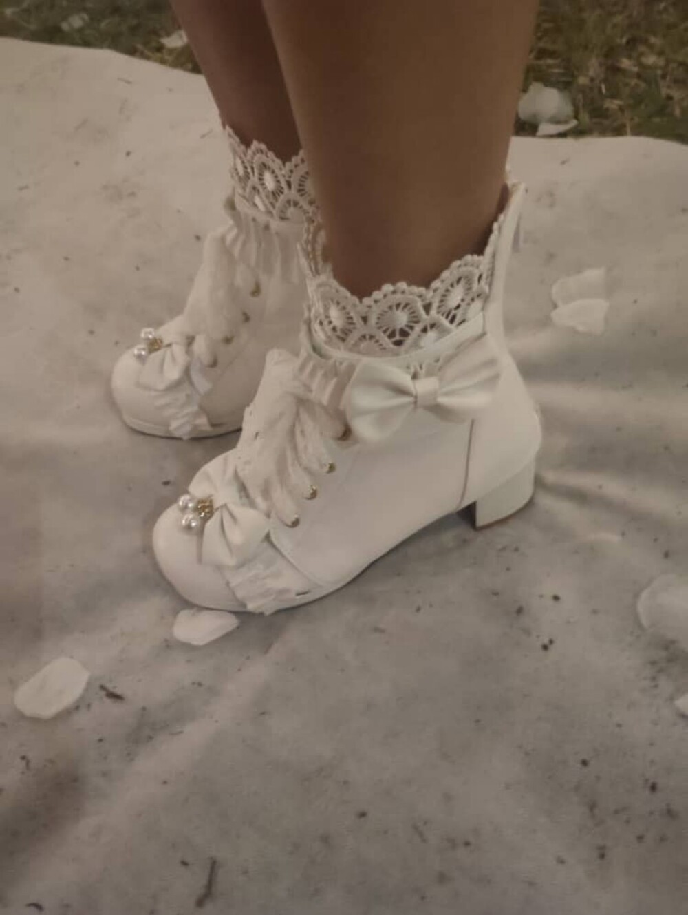 White Lace-Trim Bow Accent Women's Ankle Boots